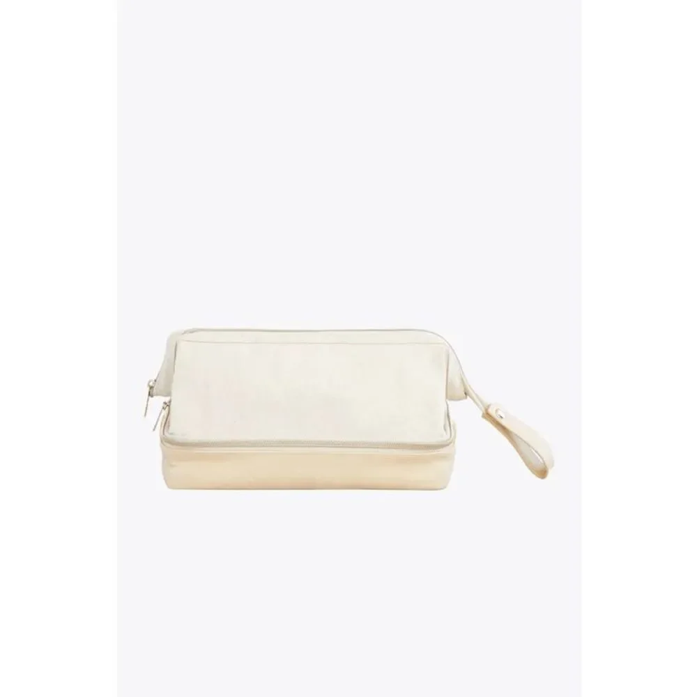 NWT BEIS Dopp Kit Cosmetic Bag in Beige